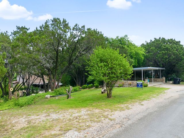 172 Giant Cedar Trail, Whitney, TX 76692