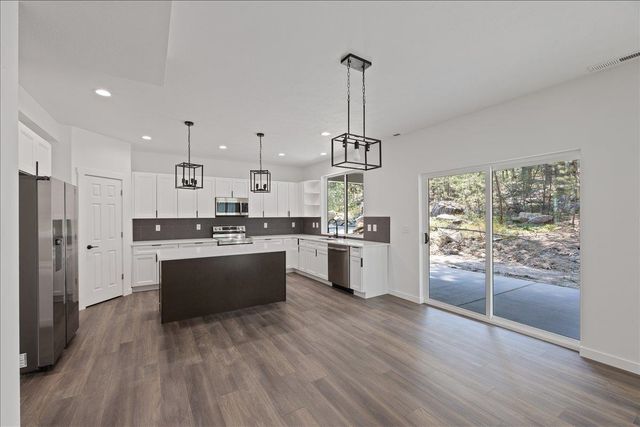 4244 E 21st Ave, Spokane, WA 99223
