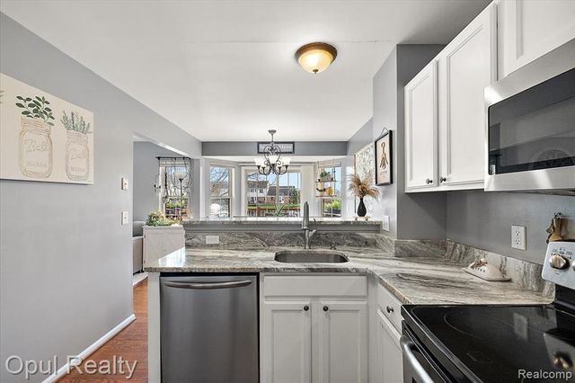 8745 Vine Street, Belleville, MI 48111