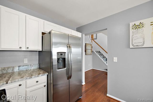 8745 Vine Street, Belleville, MI 48111