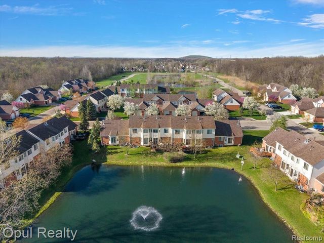 8745 Vine Street, Belleville, MI 48111