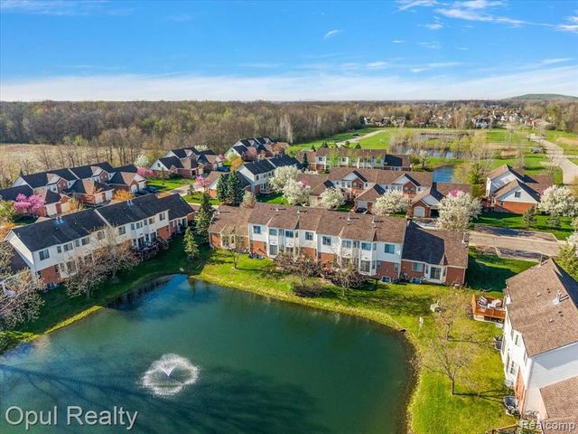 8745 Vine Street, Belleville, MI 48111
