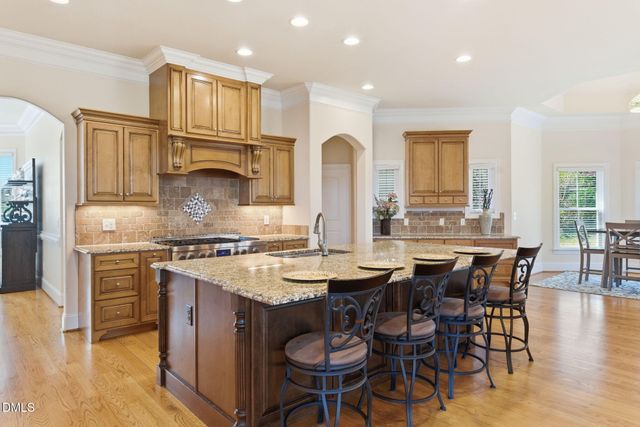 1326 Lochshire Drive, Burlington, NC 27215