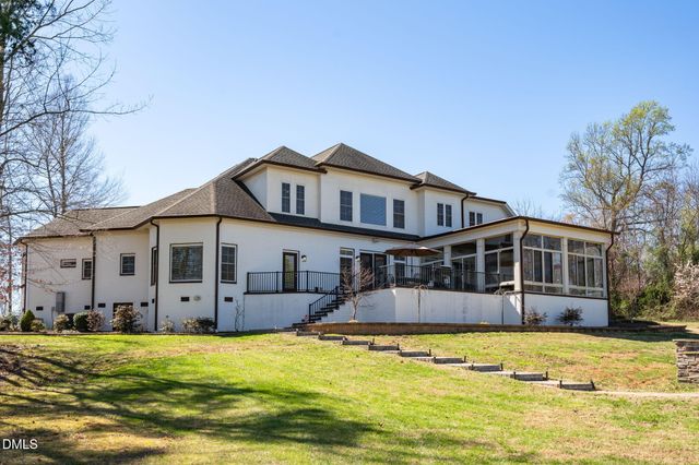 1326 Lochshire Drive, Burlington, NC 27215