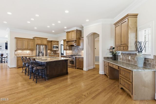 1326 Lochshire Drive, Burlington, NC 27215