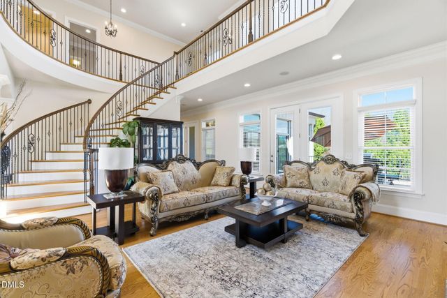 1326 Lochshire Drive, Burlington, NC 27215