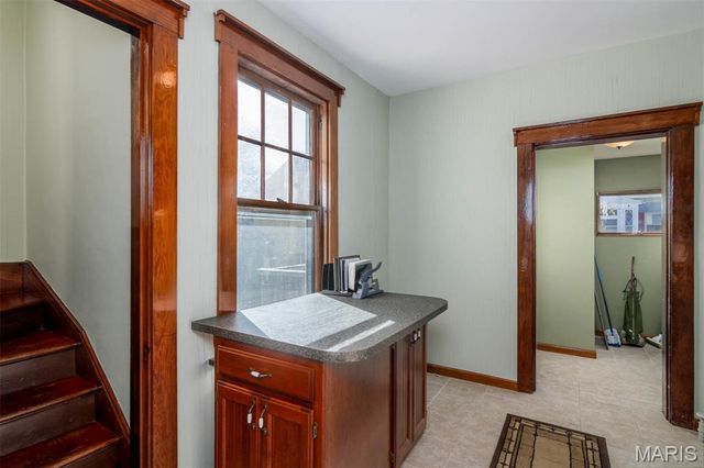 902 Walnut Street, Highland, IL 62249