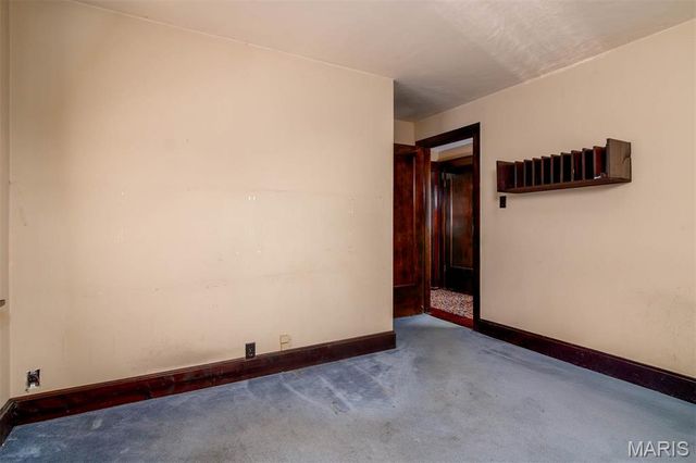 902 Walnut Street, Highland, IL 62249