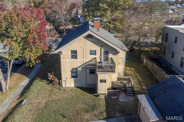 902 Walnut Street, Highland, IL 62249