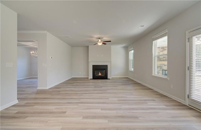 262 Arnewood Circle, Mcdonough, GA 30253