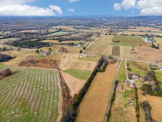 2 Flat Creek Road, Spring Hill, TN 37174