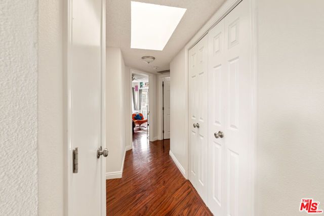 14422 Terra Bella Street A, Los Angeles, CA 91402