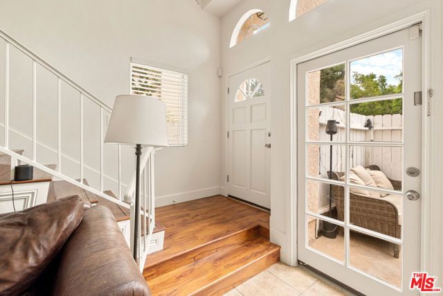 14422 Terra Bella Street A, Los Angeles, CA 91402