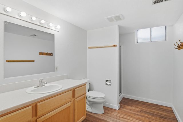 624 W 5th St, Cheney, WA 99004