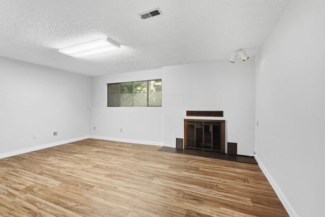 624 W 5th St, Cheney, WA 99004