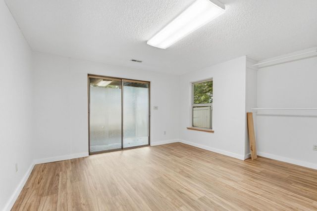 624 W 5th St, Cheney, WA 99004