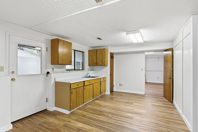 624 W 5th St, Cheney, WA 99004