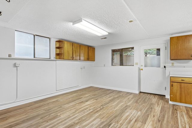 624 W 5th St, Cheney, WA 99004