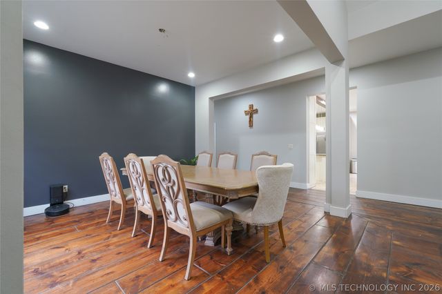 17716 S 39th West Avenue, Mounds, OK 74047