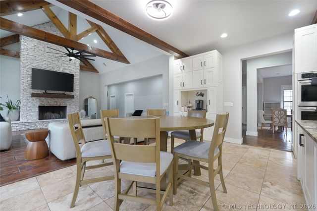 17716 S 39th West Avenue, Mounds, OK 74047