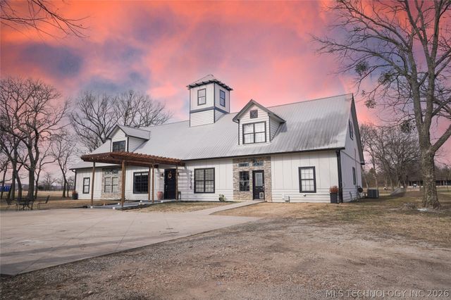 17716 S 39th West Avenue, Mounds, OK 74047
