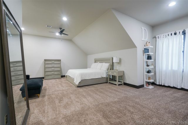 17716 S 39th West Avenue, Mounds, OK 74047