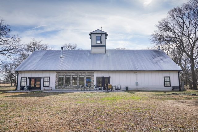 17716 S 39th West Avenue, Mounds, OK 74047