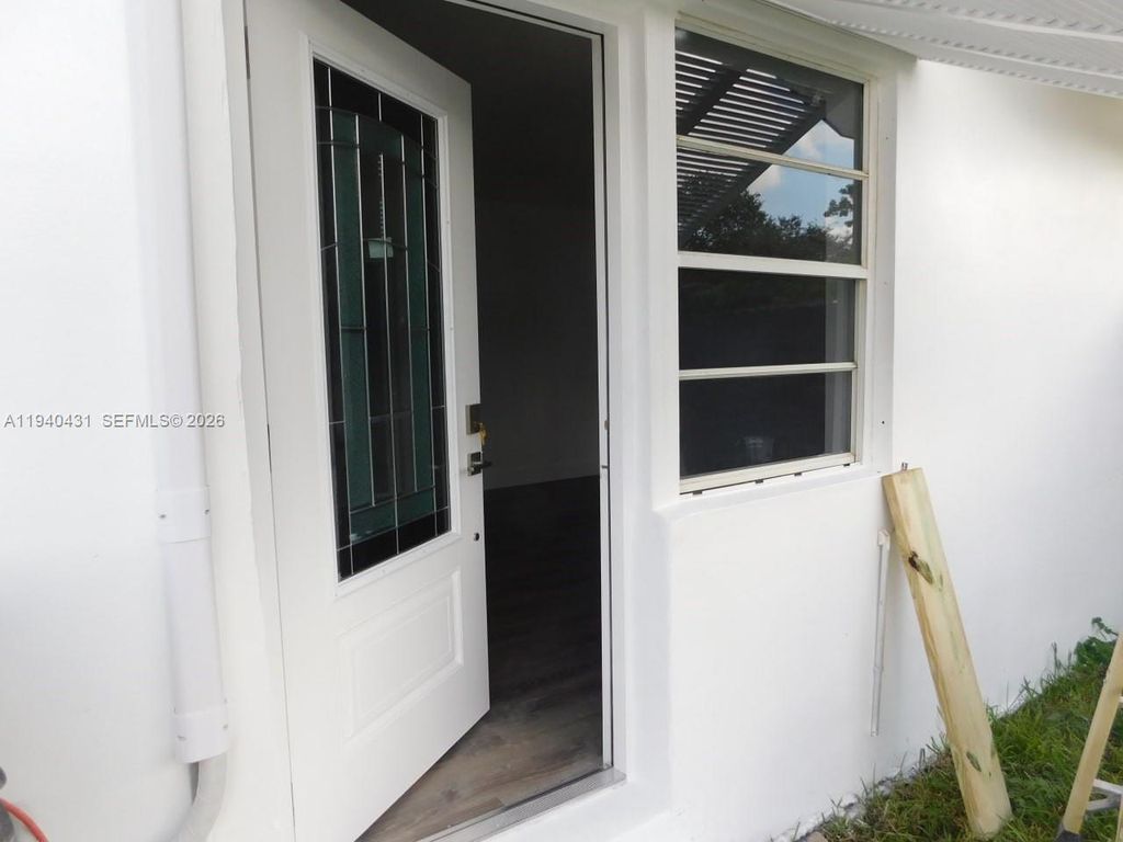 16240 SW 286th St B, Homestead, FL 33033