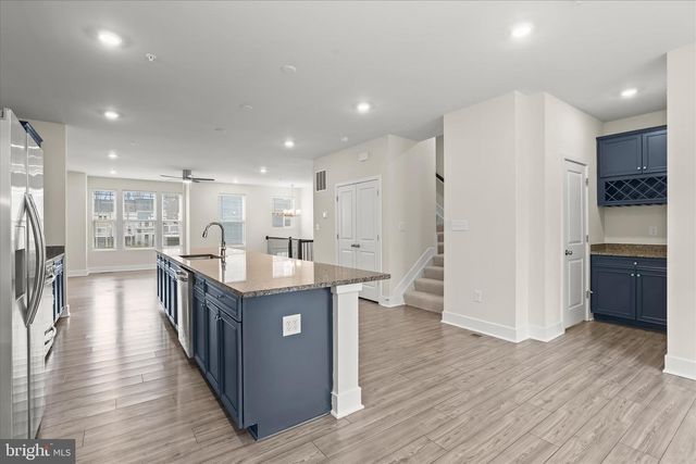 304 SWEETBAY RD, Essex, MD 21221