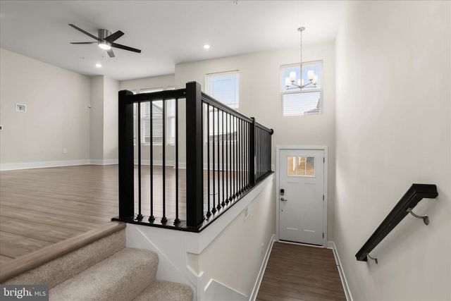 304 SWEETBAY RD, Essex, MD 21221