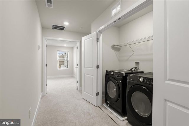 304 SWEETBAY RD, Essex, MD 21221