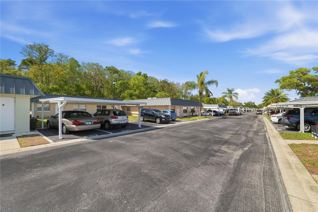 Image 21 of property listing at 11805 BAYONET LANE 11805, New Port Richey, FL 34654