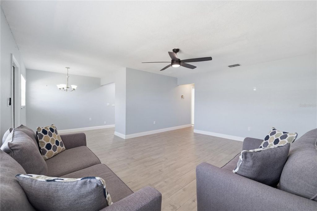 Image 5 of property listing at 11805 BAYONET LANE 11805, New Port Richey, FL 34654