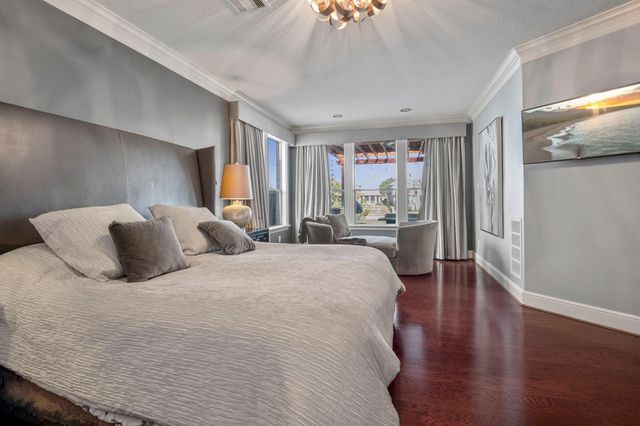 18918 Villa Bergamo Lane, Houston, TX 77094