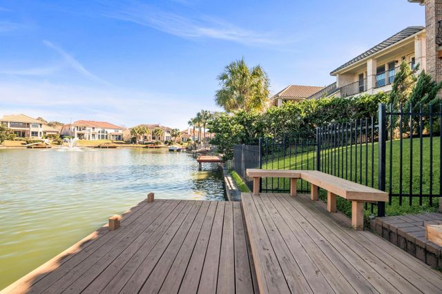 18918 Villa Bergamo Lane, Houston, TX 77094