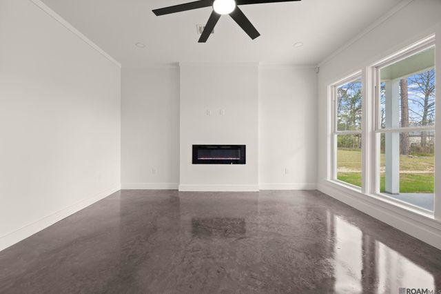 11976 Simms Rd, Denham Springs, LA 70706