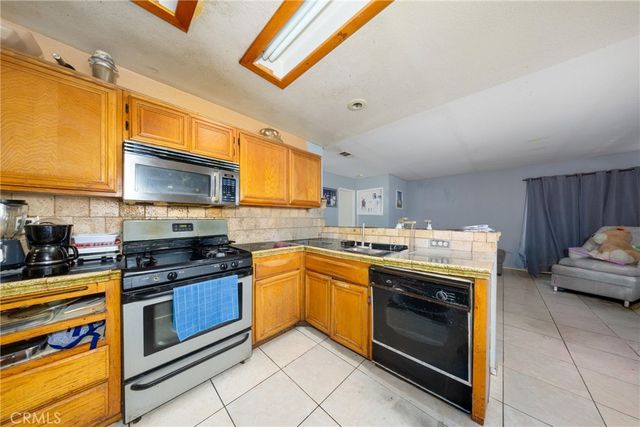14591 Monterey, Adelanto, CA 92301