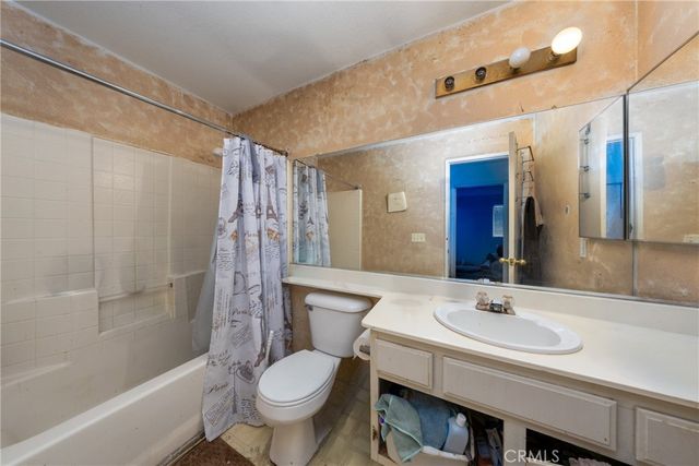 14591 Monterey, Adelanto, CA 92301