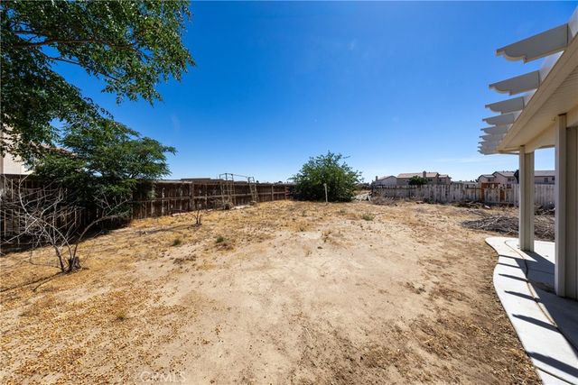 14591 Monterey, Adelanto, CA 92301