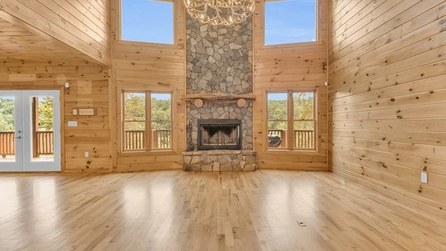 661 Toccoa River Forest, Mineral Bluff, GA 30559