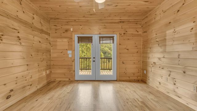 661 Toccoa River Forest, Mineral Bluff, GA 30559