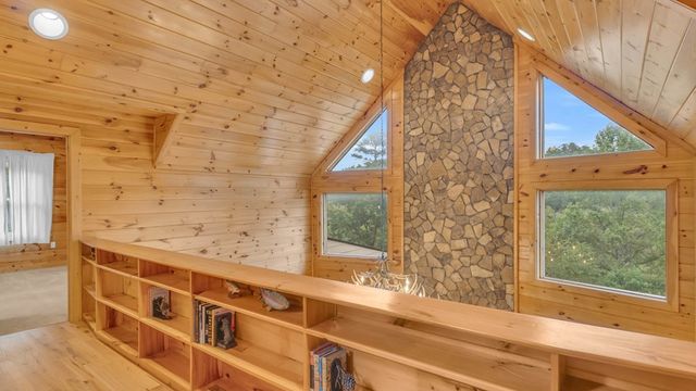 661 Toccoa River Forest, Mineral Bluff, GA 30559