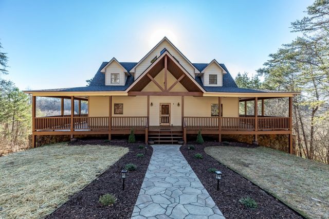 661 Toccoa River Forest, Mineral Bluff, GA 30559