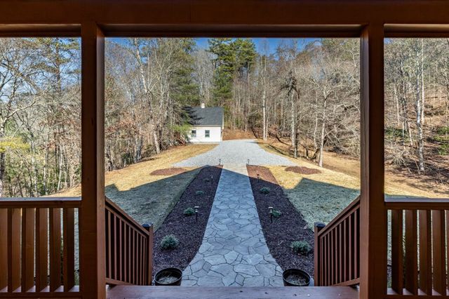 661 Toccoa River Forest, Mineral Bluff, GA 30559