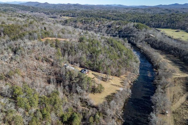 661 Toccoa River Forest, Mineral Bluff, GA 30559