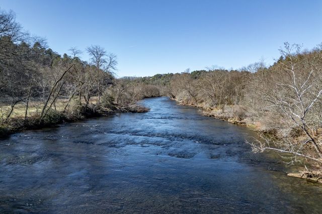 661 Toccoa River Forest, Mineral Bluff, GA 30559