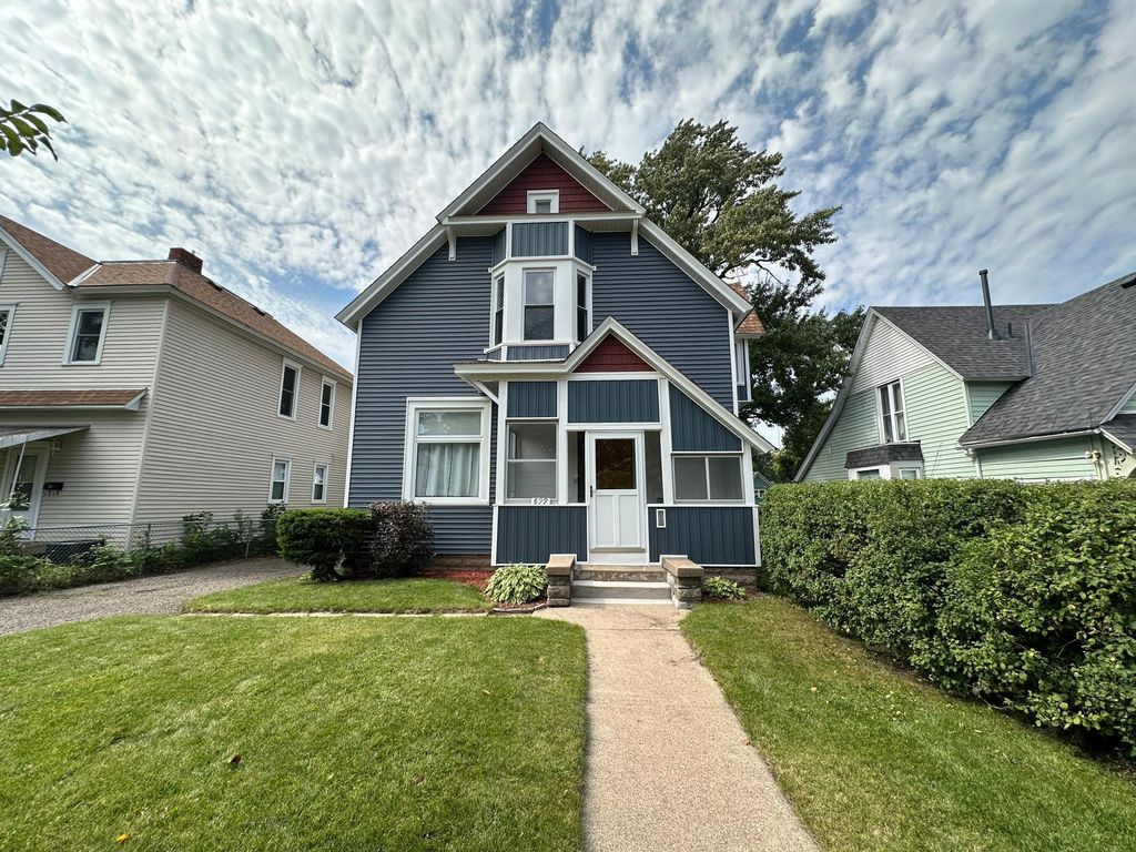 899 Clark Street, Saint Paul, MN 55130