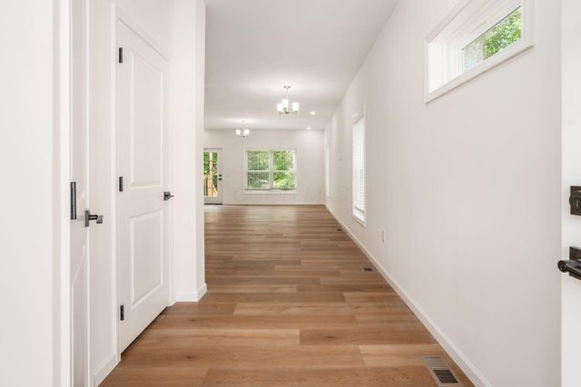965 Carpenter Street, Columbus, OH 43206