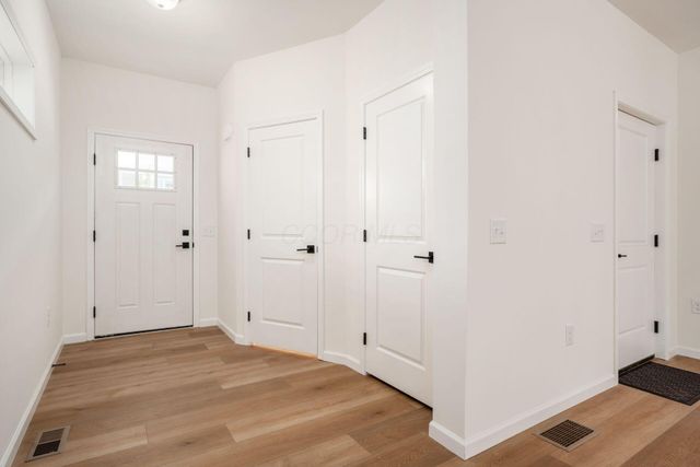 965 Carpenter Street, Columbus, OH 43206