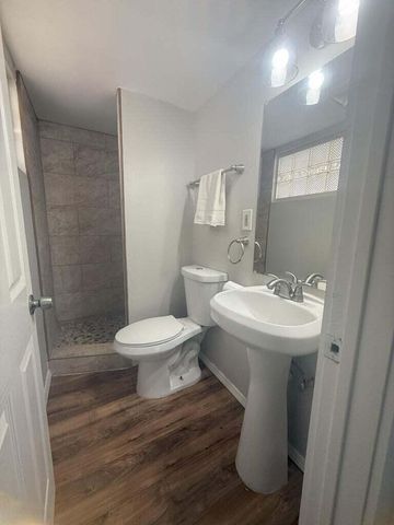 204 Laguayra Drive NE, Albuquerque, NM 87108